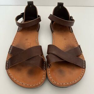 Crupon Leather Barefoot Sandals Size 36 Brown